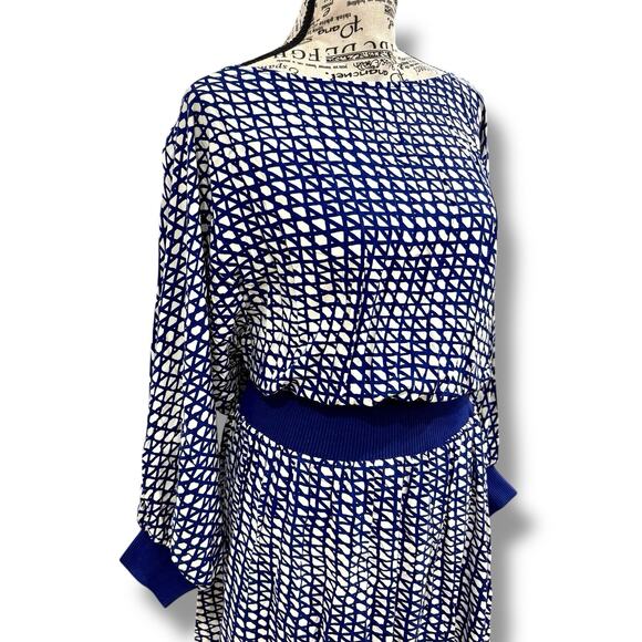 Anthropologie Maeve Size M Gemma Blue White Geometric Dolman Sleeve Dress - Picture 6 of 7